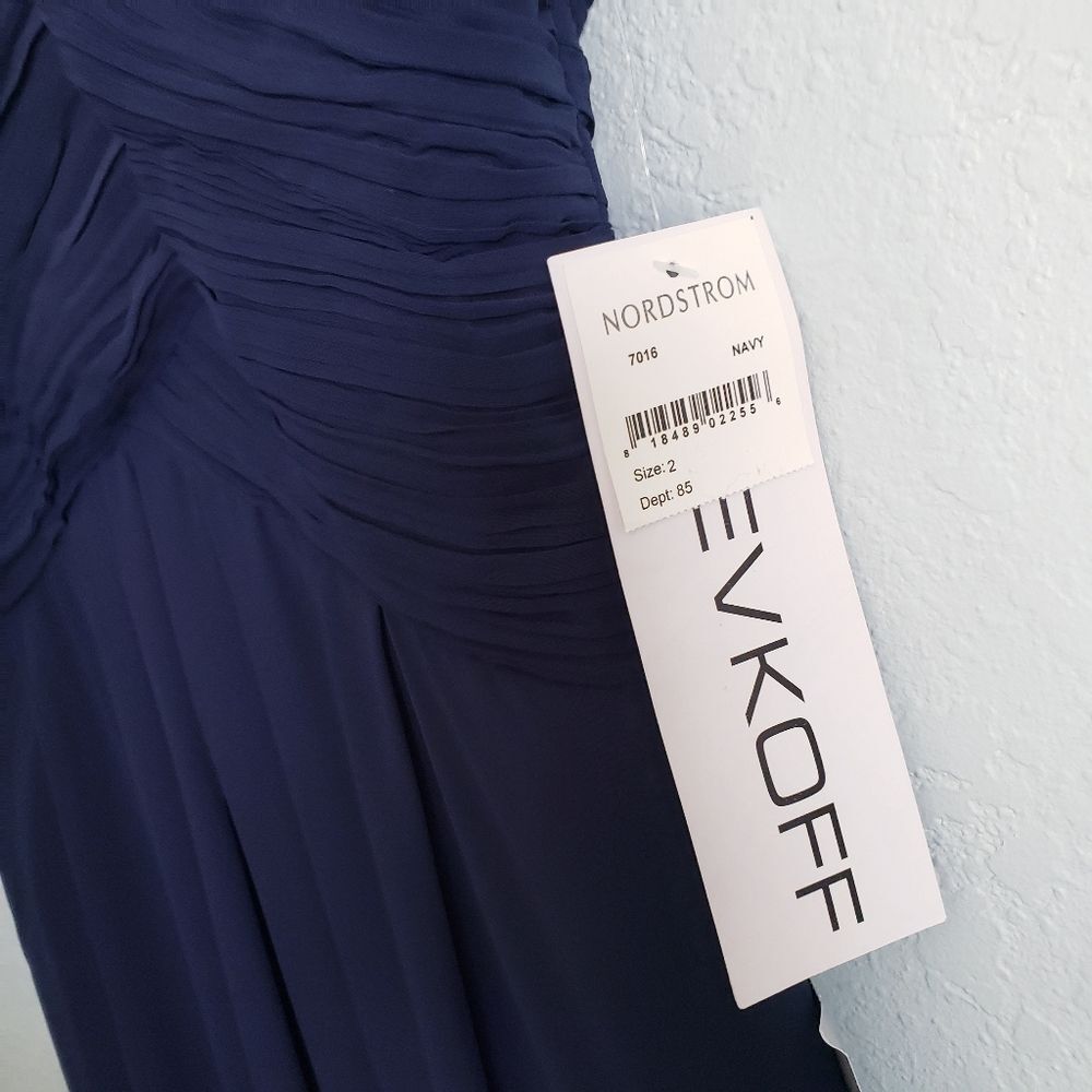 Levkoff Crisscross‎ Neck Chiffon A-line Navy Gown - Picture 4 of 7